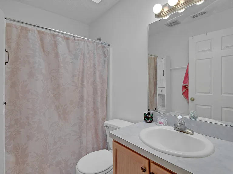 444 Island View Cir — Photo 28