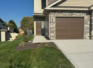 5930 NW 88th St, Kansas City, MO 64154