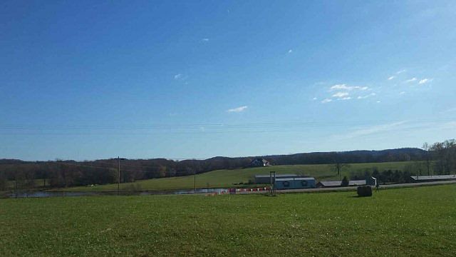 2nd image of Old Kentucky Road