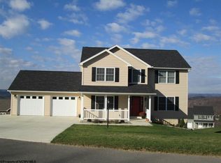 22 Pointe Dr, Morgantown, WV 26508