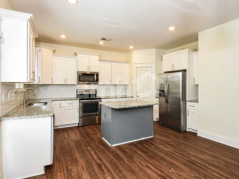 3122 Arch Ct NW — Photo 6