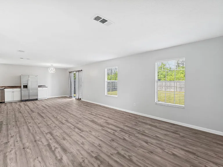 3111 Lanny Ln — Photo 4