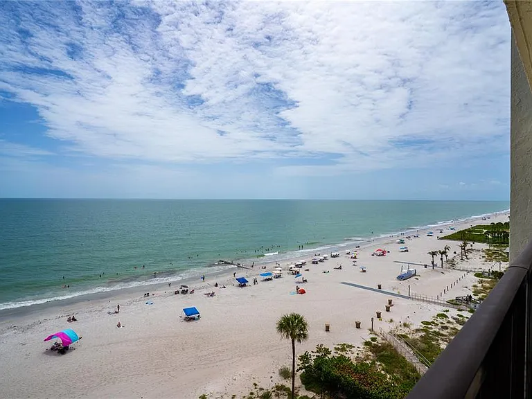 15000 Gulf Blvd #907 — Photo 4