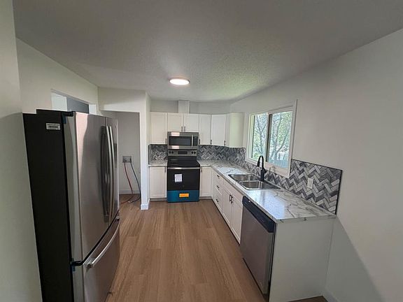4th image of 8026 E Patterson Dr