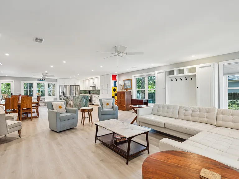 248 Forest Trl — Photo 4