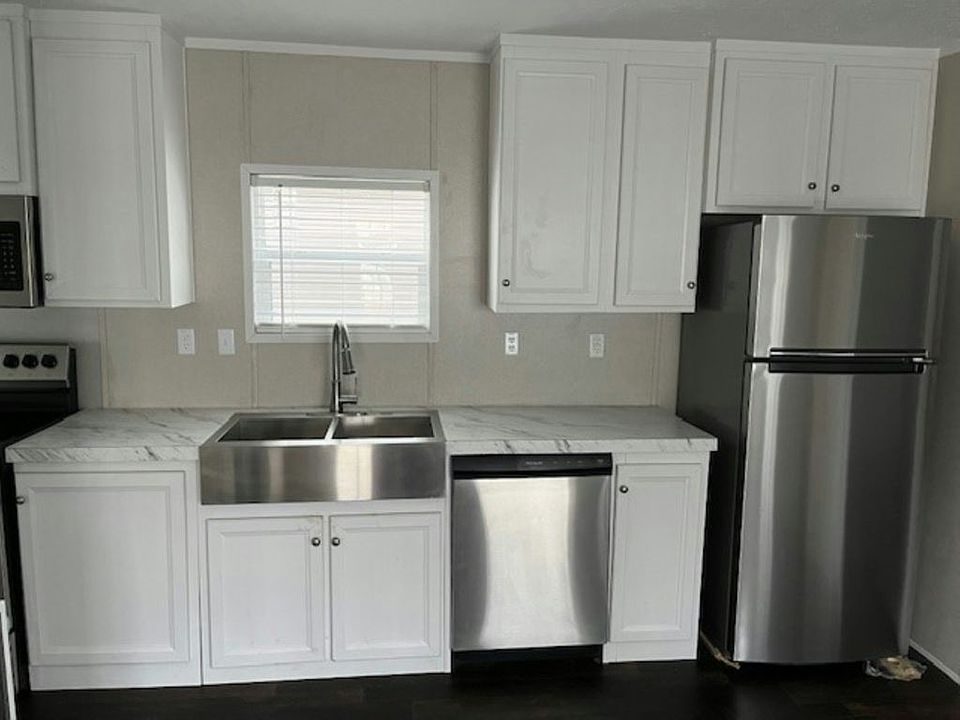 1st image of 4808 S Elwood Ave #913