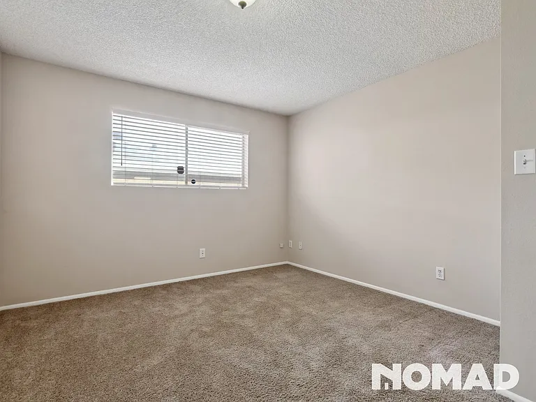 2312 W Catalina Ave — Photo 20