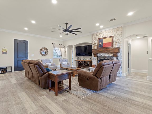 2nd image of 3112 Preston Club Dr