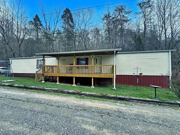 138 Pearly Ward Ln, Caryville, TN 37714