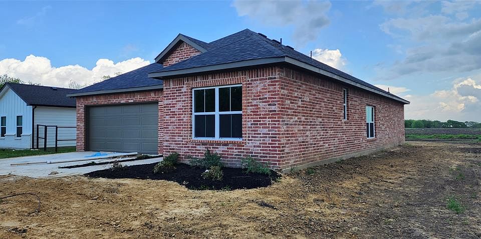 2nd image of LOT 1 N Garrett Ave