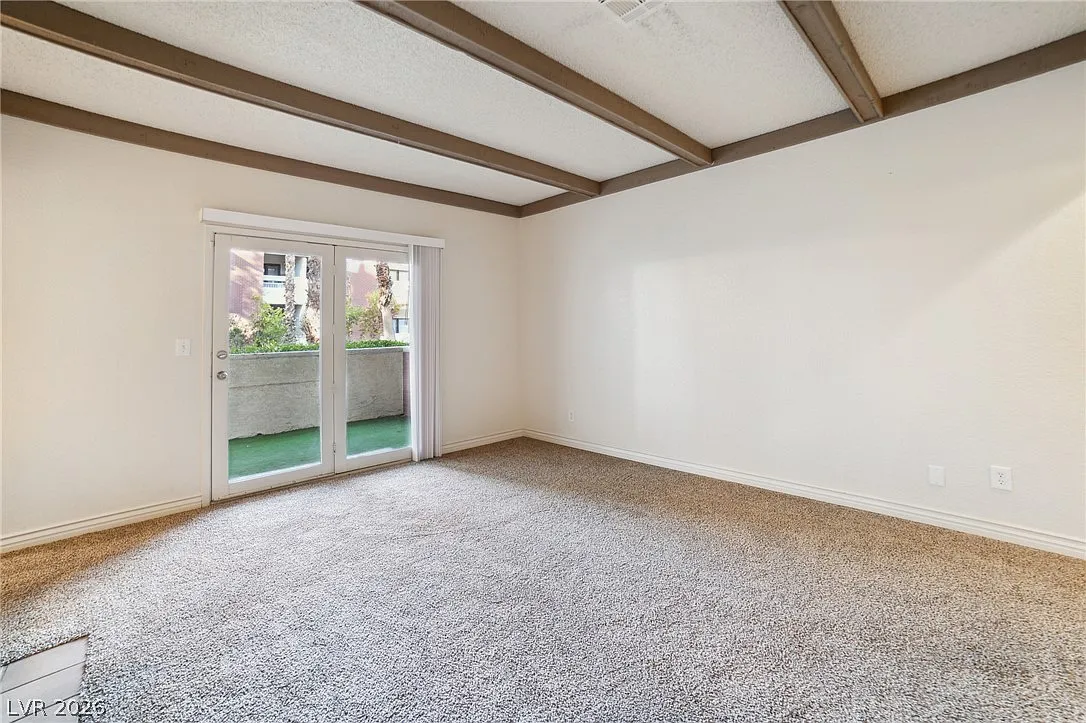 2 bed, 2.0 bath, 1266 sqft, $1,390 — Photo 3