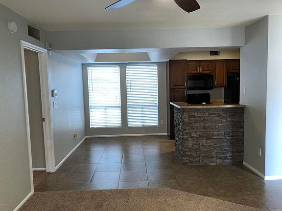 5th image of 10610 S 48th St Unit 1033