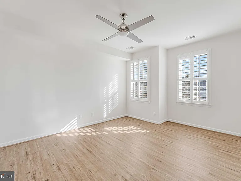 42235 San Juan Ter #303 — Photo 21