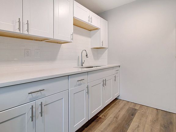 5th image of 4003 S Rhett Ave APT B6