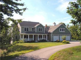 75 Hickory Dr, Auburn, ME 04210