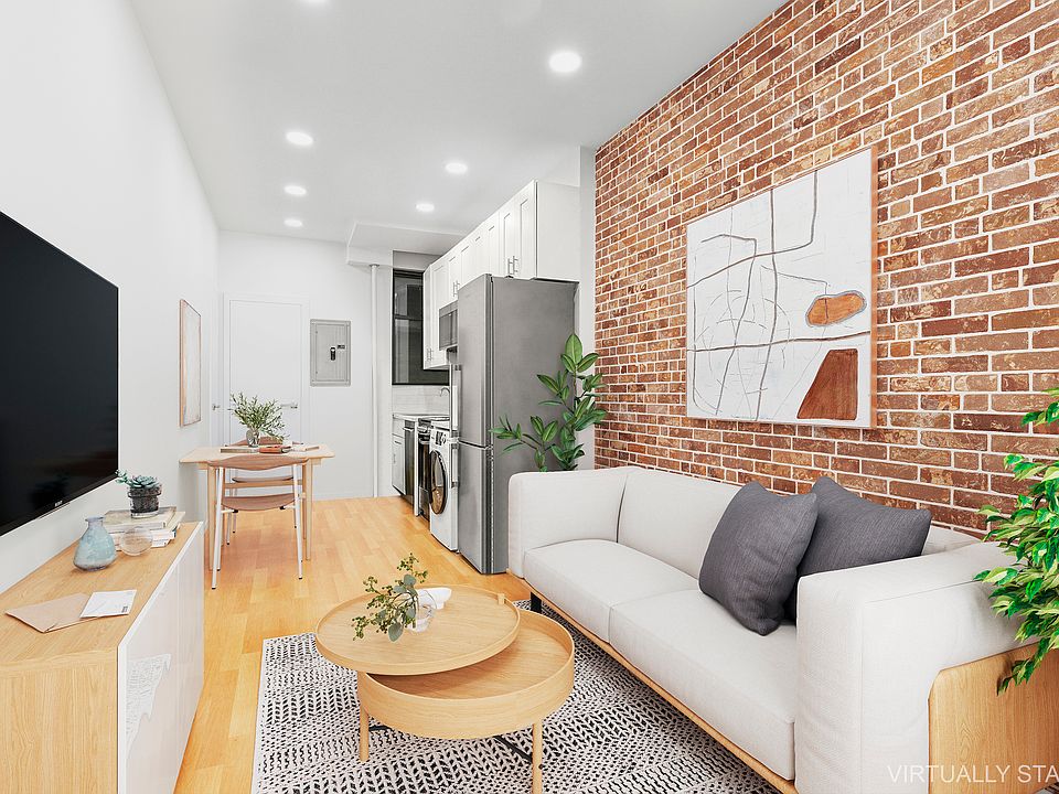 1st image of 75 Pineapple St APT 1A