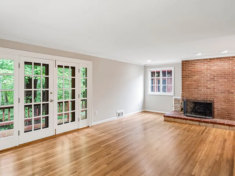 5002 Wenruth Pl — Photo 9