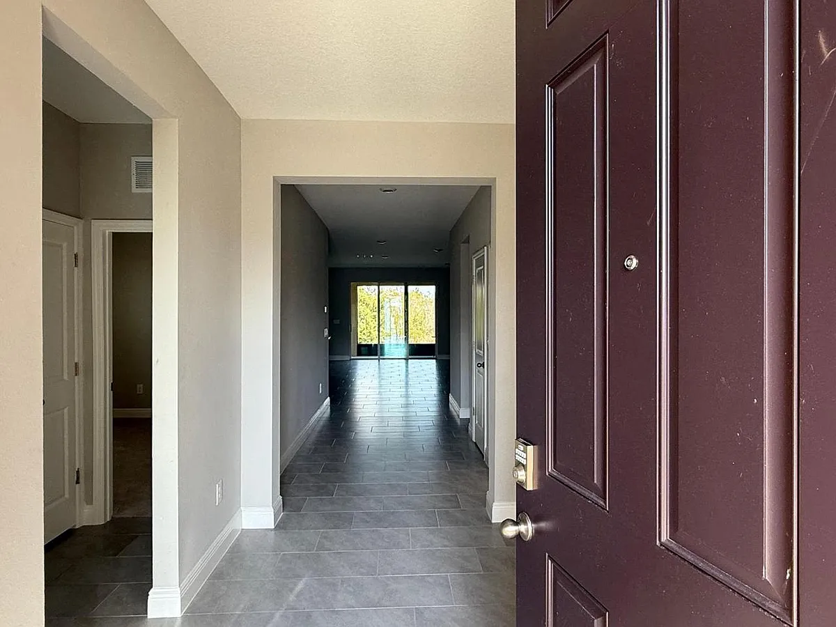 Building Photo - 32255 Rosepine Blvd