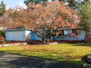 1450 SW Islander Ln, Oak Harbor, WA