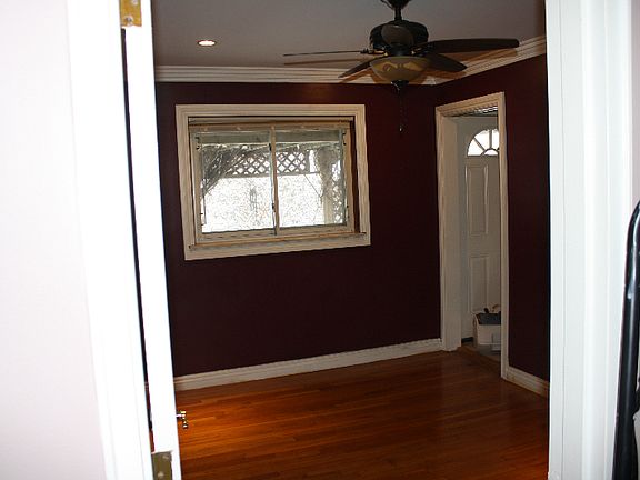 5th image of 29201 Jane St