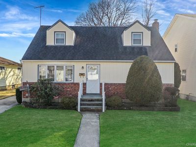 1826 Camp Avenue, Merrick, NY, 11566