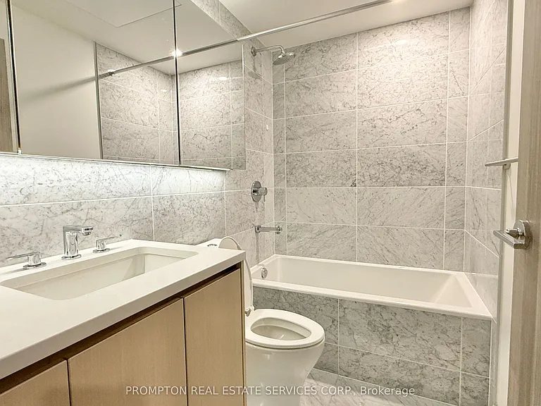 85 McMahon Dr #1507 — Photo 7