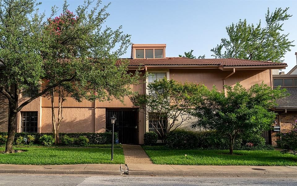 1st image of 9314 Emberglow Ln