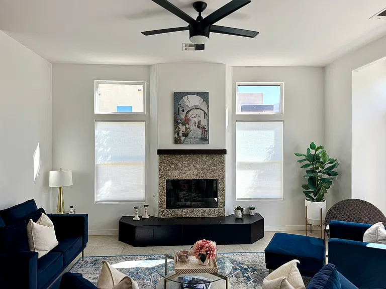 53700 Avenida Madero — Photo 5