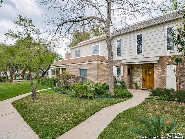 1st image of 621 Chauncey Dr #621