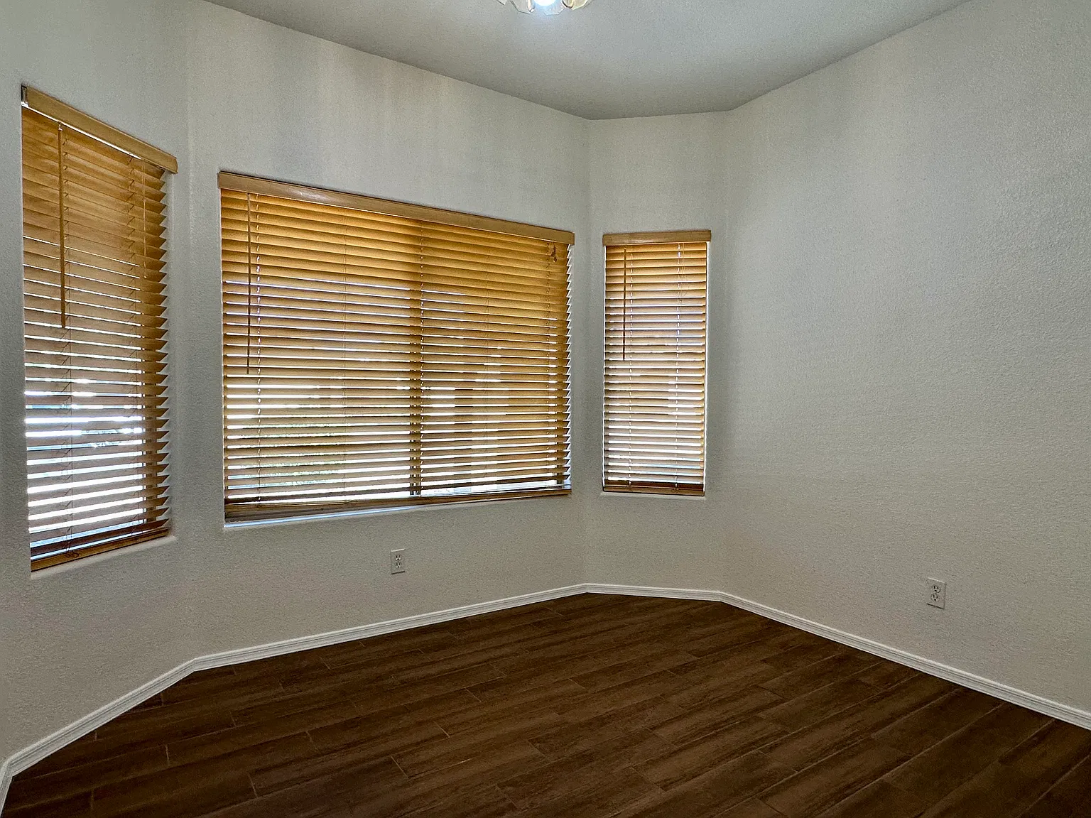 3 bed, 1540 sqft, $1,820 — Photo 4