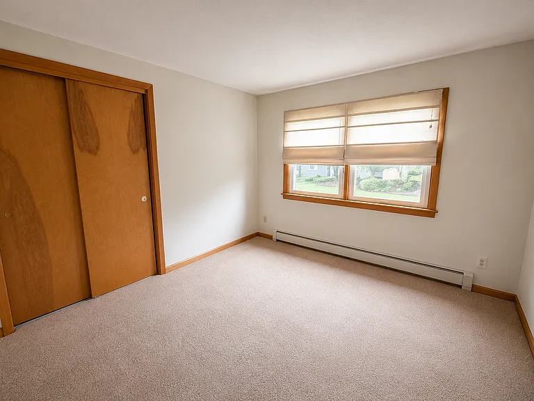 35 Dike Dr — Photo 14
