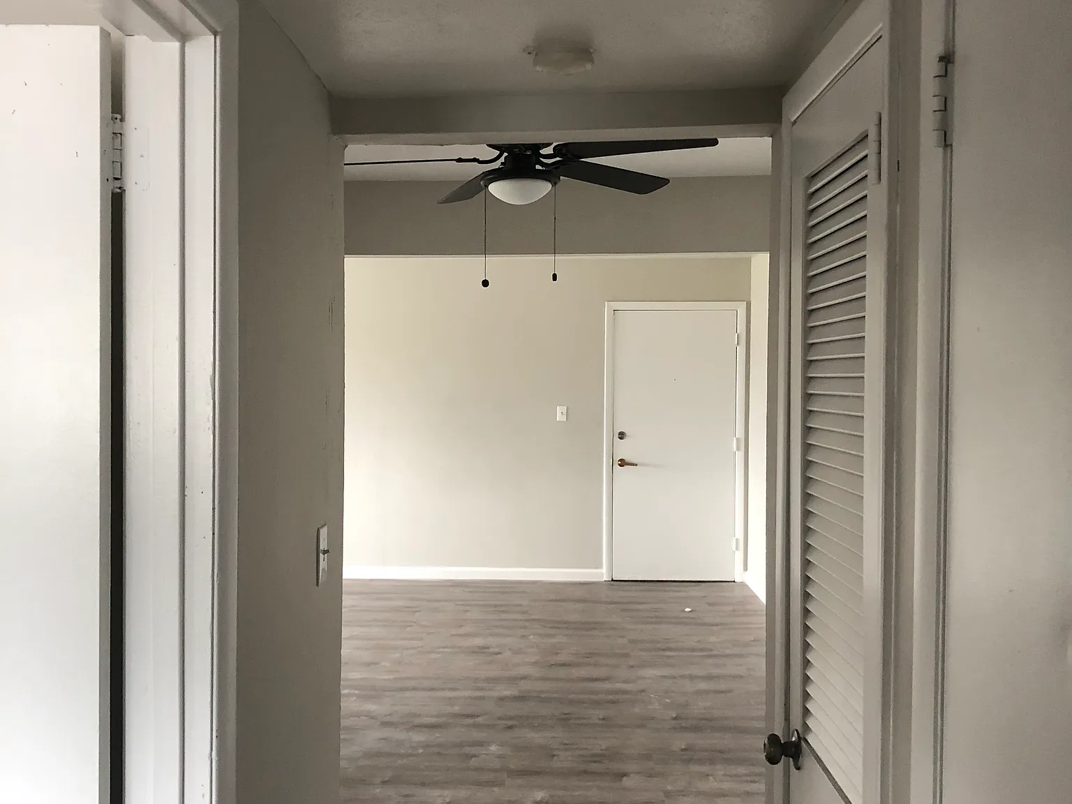 1 bed, 650 sqft, $900 — Photo 3