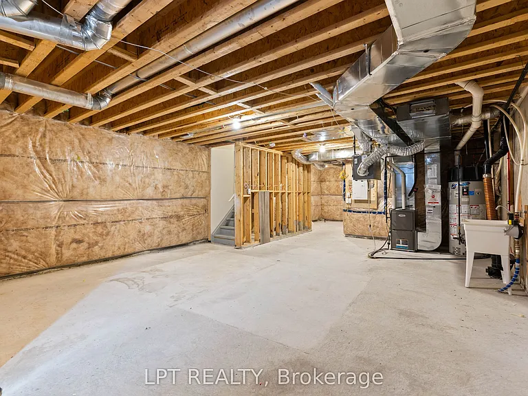 110 Grew Blvd #Townhouse 05 — Photo 26