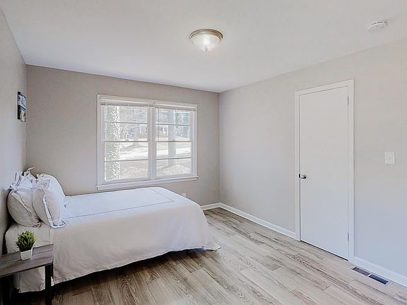 3rd image of 3758 Wisteria Ln SW #13200343