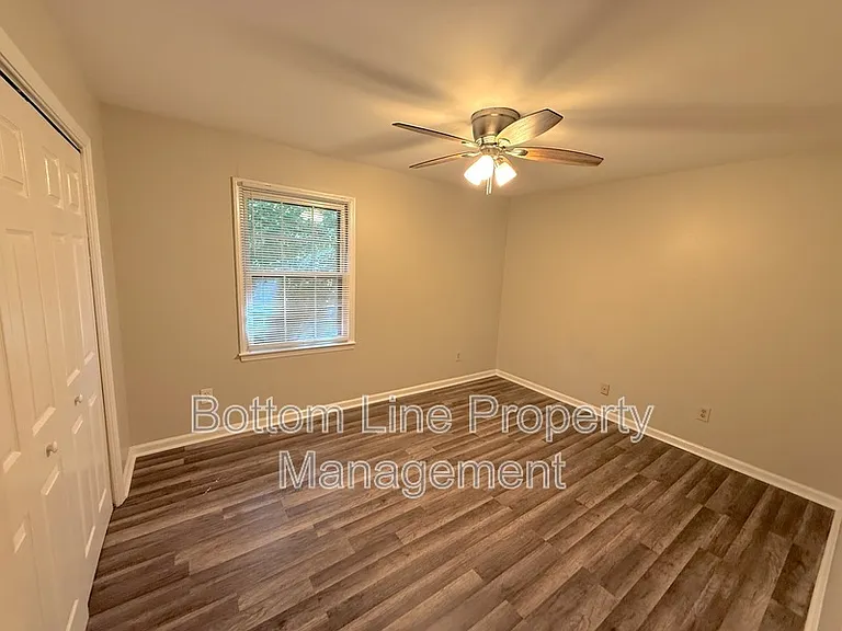 2336 Kenmore Ave #H — Photo 10