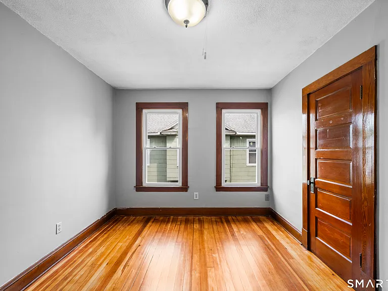 44 Bigelow Ave — Photo 26