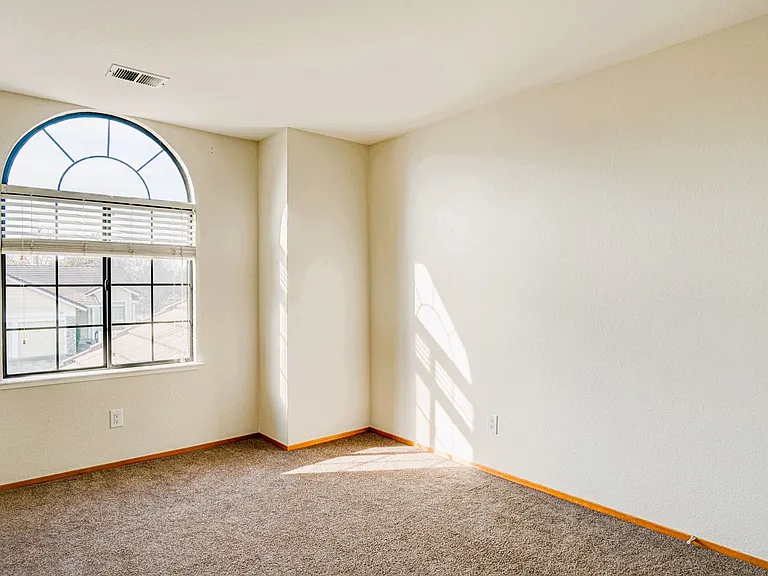 7202 Ruby Ct — Photo 20