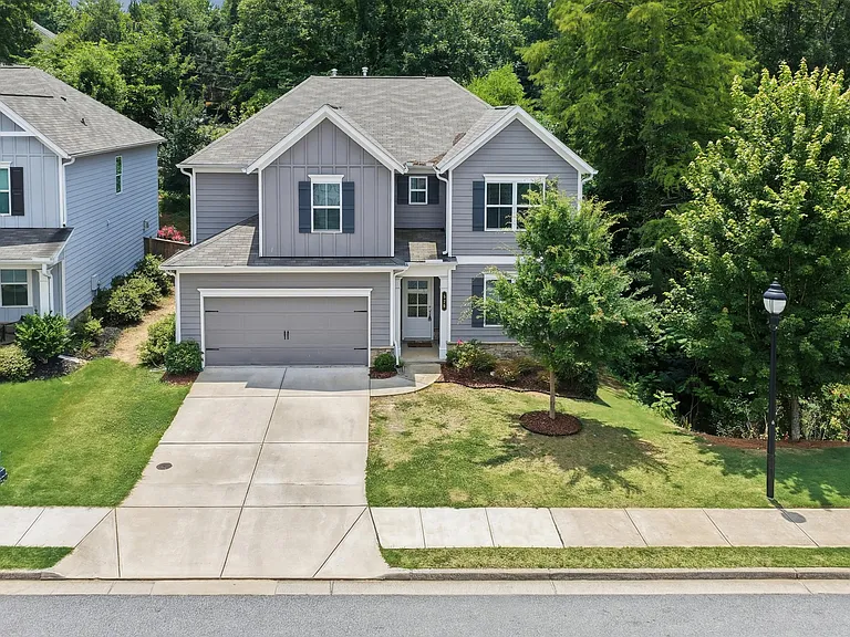 520 Cresentry Brk — Photo 1
