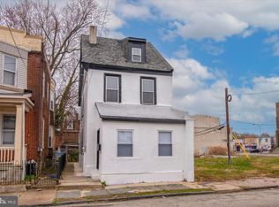 6330 N Beechwood St, Philadelphia, PA 19138