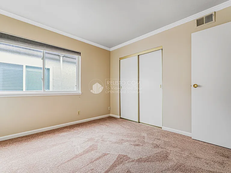 448 Fathom Dr — Photo 12
