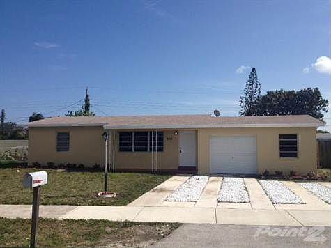 4th image of 272 NE 45th Ct