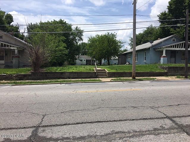 2nd image of 1406 W 4th St