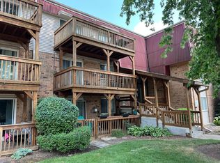 1875 Tall Oaks Dr UNIT 2408-240, Aurora, IL 60505