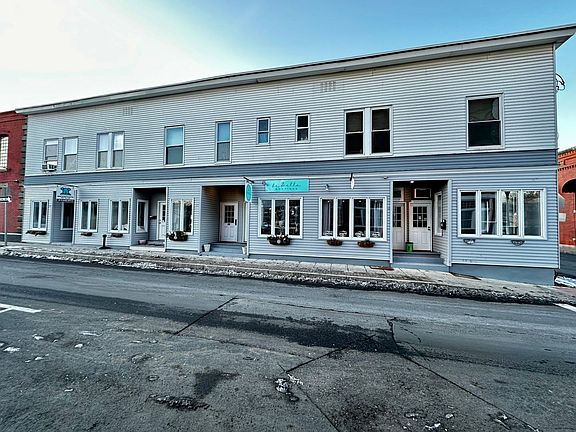 2nd image of 22-38 W School St #5