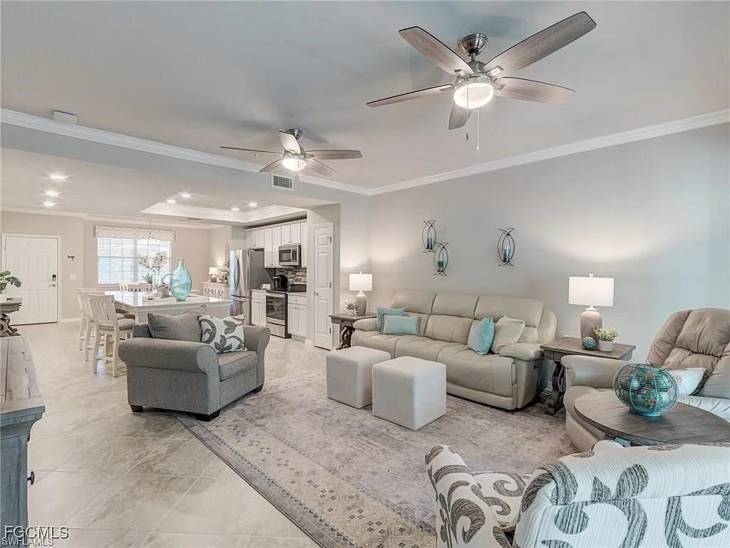 2 bed, 2.0 bath, 1257 sqft, $5,300 — Photo 2