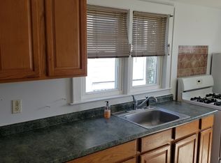 7 Codington St #2, Raritan, NJ 08869