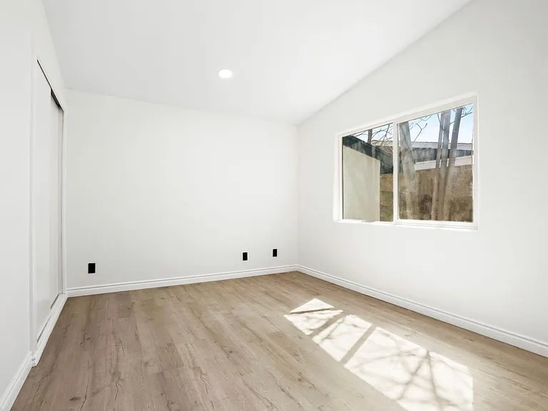 44715 Gingham Ave — Photo 8