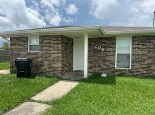 3204 Tara Dr, Violet, LA 70092