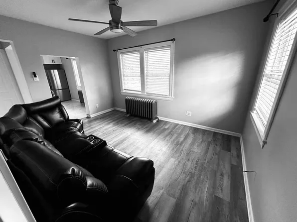 6 S Monterey Ave, Villa Park, IL