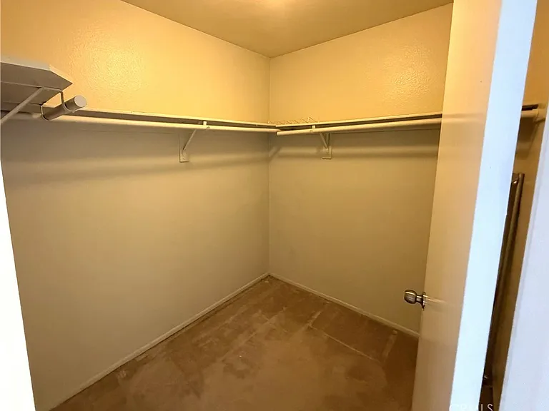 39300 Medina Ct — Photo 7